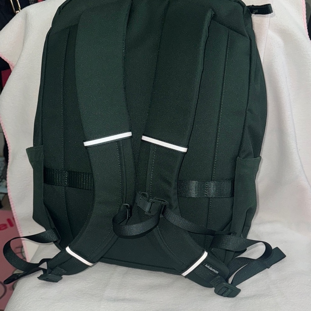 Lululemon Double-Zip Backpack 22L *NWT Legacy Green/Grey Eucalyptus - Picture 6 of 7